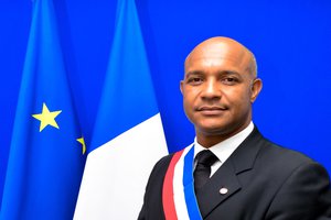 Editorial de Daniel Gibbs, Président du Conseil territorial de Saint-Martin Editorial de Daniel Gibbs, Président du Conseil territorial de Saint-Martin