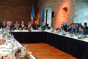 Traité d'Aix-la-Chapelle - Première réunion pour le Comité de Coopération Transfrontalière Traité d'Aix-la-Chapelle - Première réunion pour le Comité de Coopération Transfrontalière