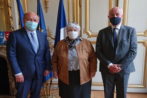 Meeting between the President of the MOT and the Minister for Territorial Cohesion Meeting between the President of the MOT and the Minister for Territorial Cohesion