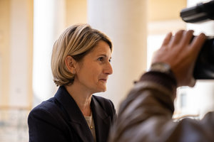 Three questions for Marie-Antoinette Maupertuis following the publication of her report on regions with geographic and demographic handicaps Three questions for Marie-Antoinette Maupertuis following the publication of her report on regions with geographic and demographic handicaps
