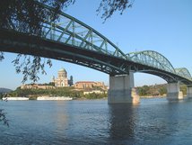 Esztergom-Štúrovo