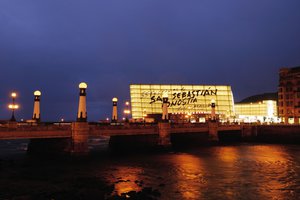 L'Eurorégion Aquitaine-Euskadi L'Eurorégion Aquitaine-Euskadi