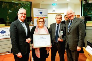 Plateforme des GECT et prix pour l'Eurorégion Pyrénées-Méditerranée Plateforme des GECT et prix pour l'Eurorégion Pyrénées-Méditerranée